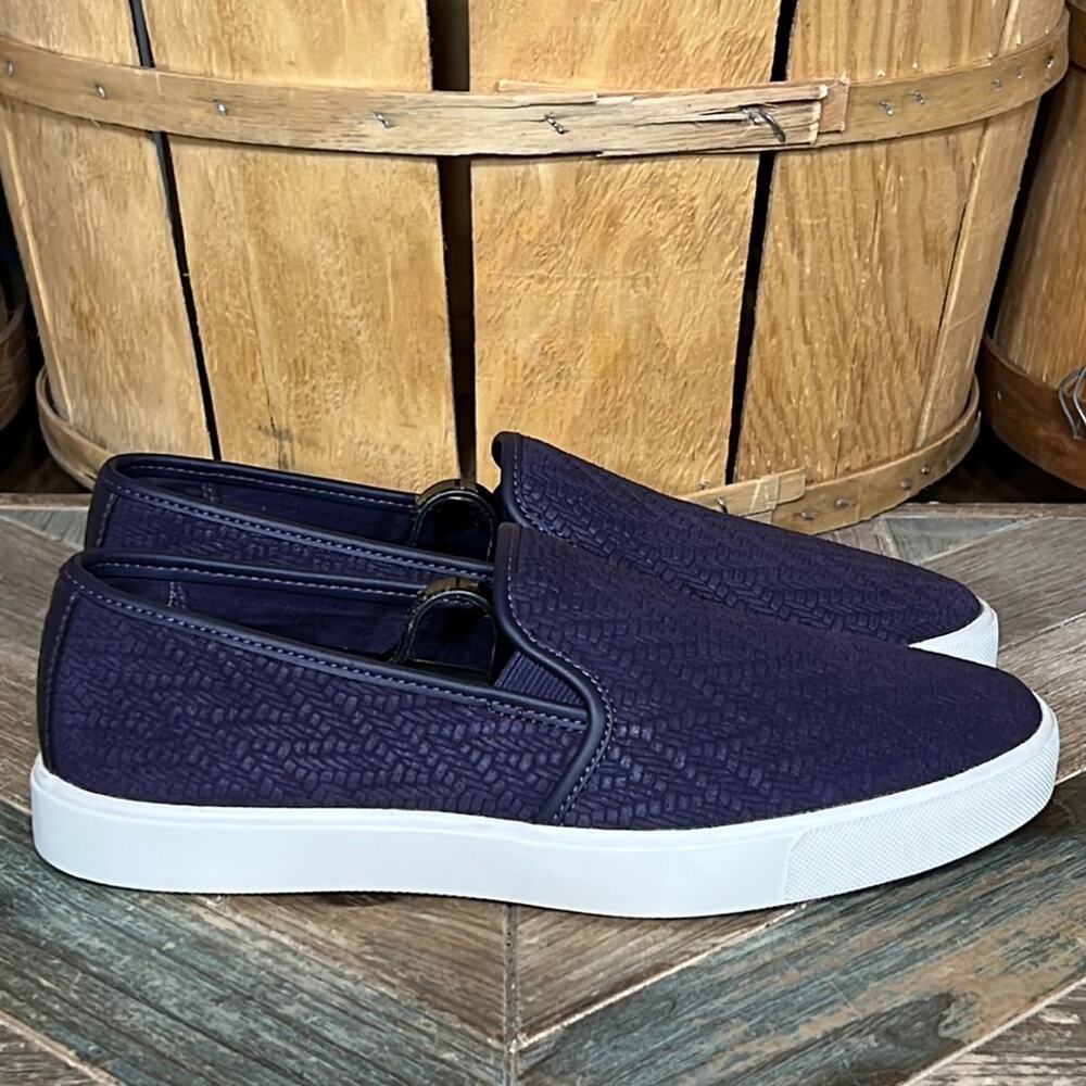 Under Armour DJ Purple Nubuck Leather Slip-On Sneakers Shoes Womens Size 6.5